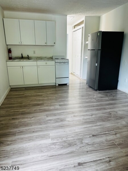 Foto del edificio - 207 Old Chimney Ridge Rd