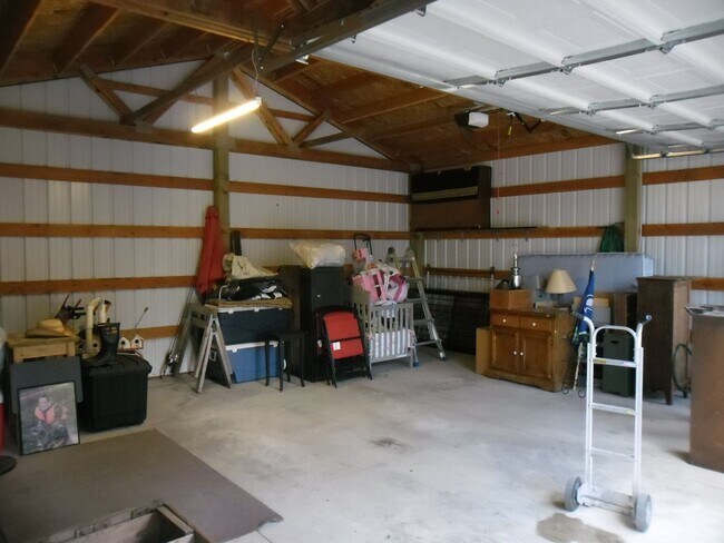 Foto del edificio - 274 Horseshoe Lake Rd
