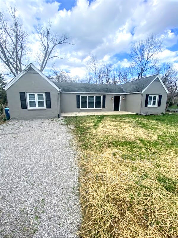 137 Chapel Rd, Amelia, OH 45102 House Rental in Amelia, OH