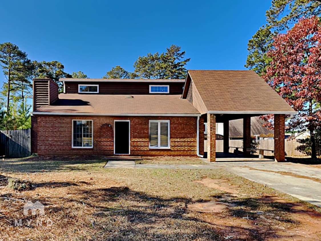 Primary Photo - 2616 Fieldstone View Ln SE