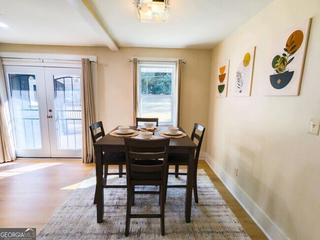 Foto del edificio - 6557 Woodrow Rd