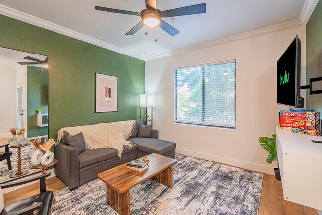 Building Photo - 2155 S 55th St