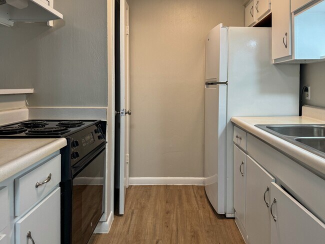 Foto del edificio - 2101 6th Ave N