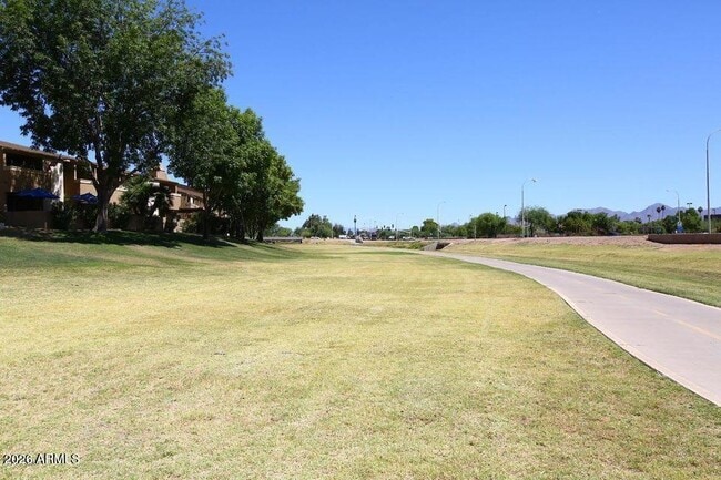 Building Photo - 7950 E Starlight Way