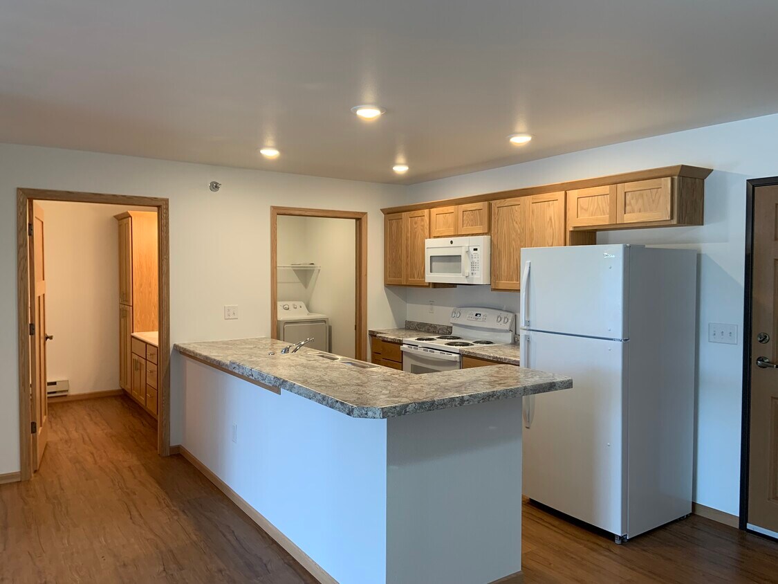 Foto principal - 107 17th Ave N