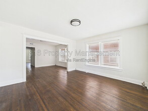 Building Photo - 513 Prospect Ave