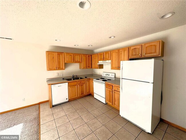 Foto del edificio - 1271 Pinewood Trail