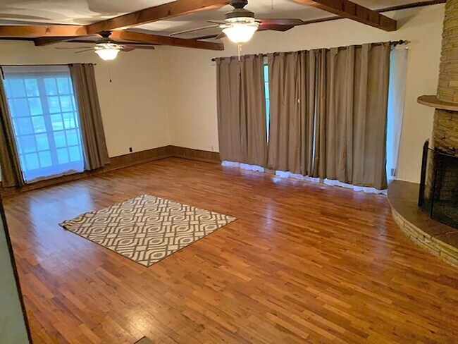 Foto del edificio - Great 2 Bdrm 1 Bath Home in Sanger Tx