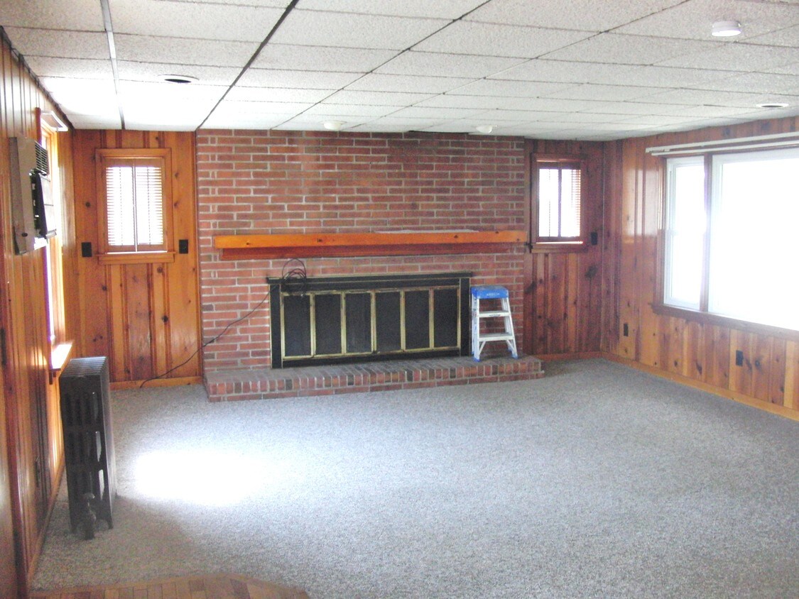 205 Oak St, Harrisburg, PA 17109 House for Rent in Harrisburg, PA