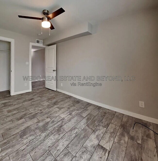 Foto del edificio - 1302 E Vista Ave