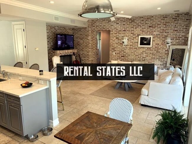 Building Photo - 4 bedroom in Fort Lauderdale FL 33316