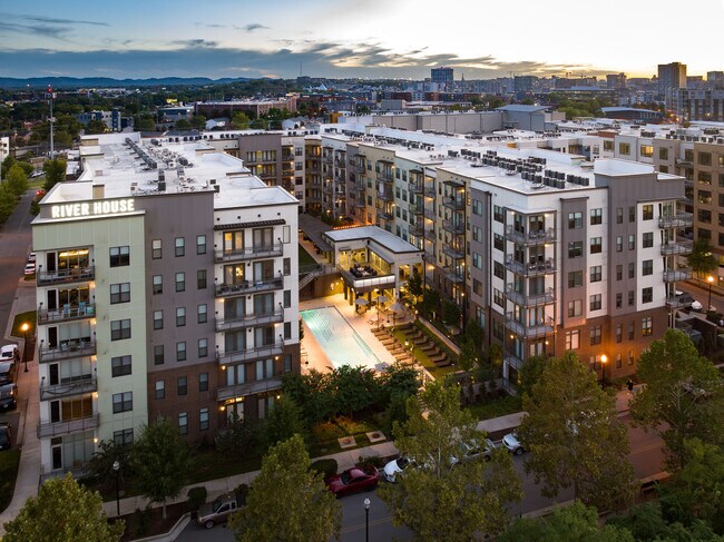 Apartamentos River House (TN) — foto de la comunidad - River House (TN)