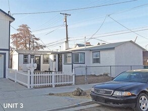 Building Photo - 725 E St