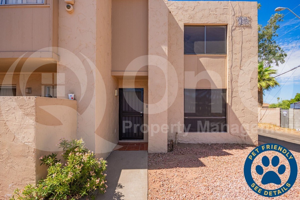 Foto principal - 3526 W Dunlap Ave