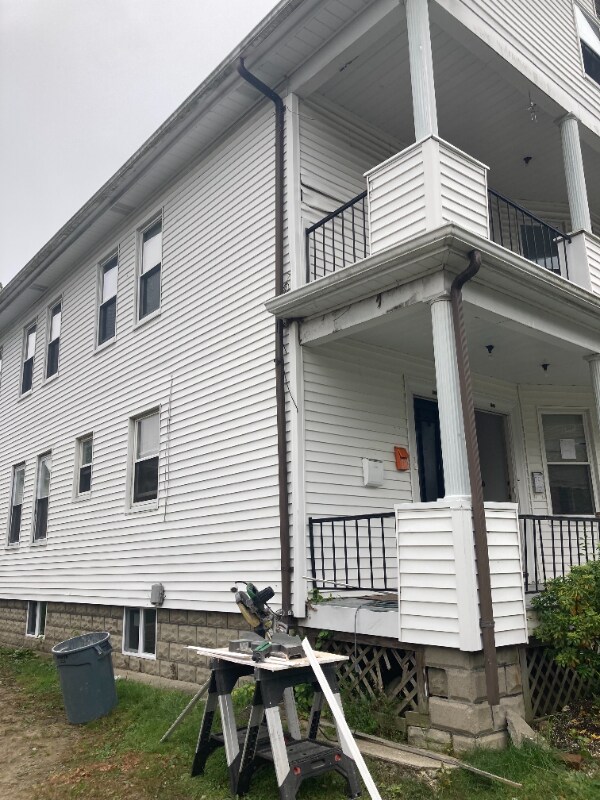 Building Photo - 104 Dunedin St
