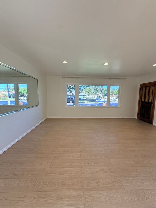 Photo - 3Bd House w/ HUGE Yard + RV Parking + New Appliances!