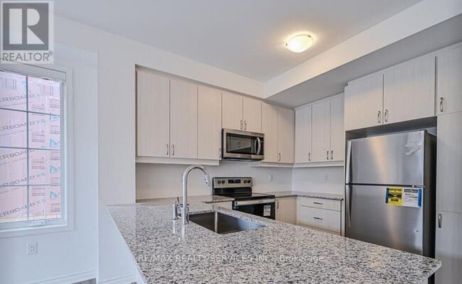 Building Photo - 159 Keppel Cir