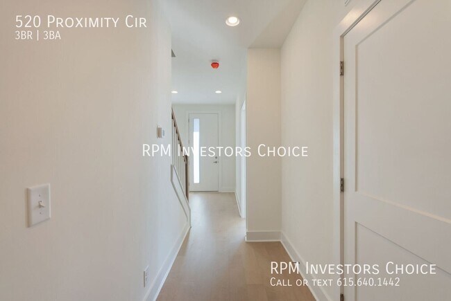 Building Photo - 520 Proximity Cir