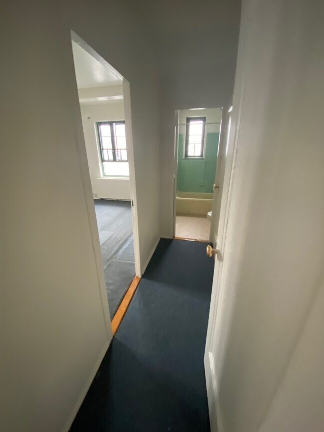 Building Photo - 1575 Odell St
