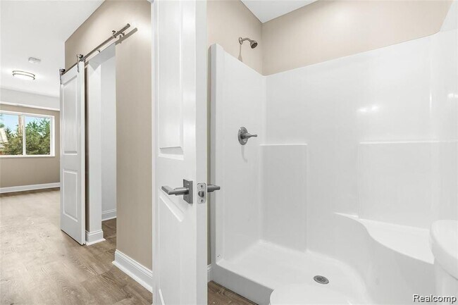 Foto del edificio - 134 W University Dr