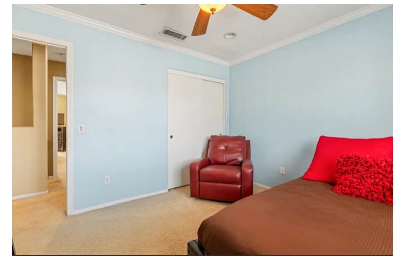 Primary Photo - 21553 Oak Dr