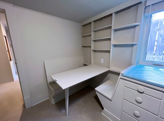 Foto del edificio - 619 W Harrison St