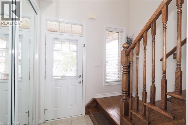 Building Photo - 213 Seabrook Dr
