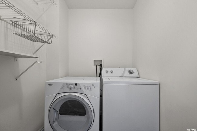 Building Photo - 129 Chandlerpoint Way