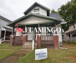 Building Photo - 245 Alton Ave
