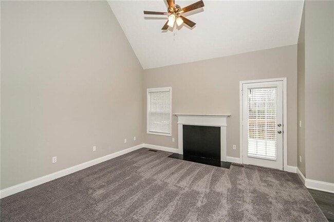 Building Photo - 4520 Ferncrest Pl