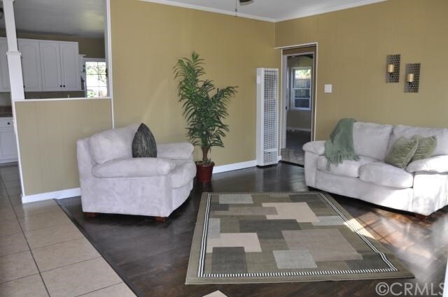 sala de estar - 4740 Sawtelle Blvd