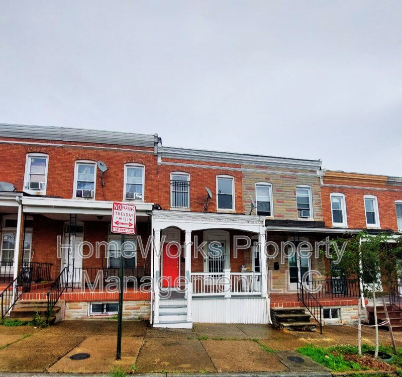 Primary Photo - 1639 N Warwick Ave