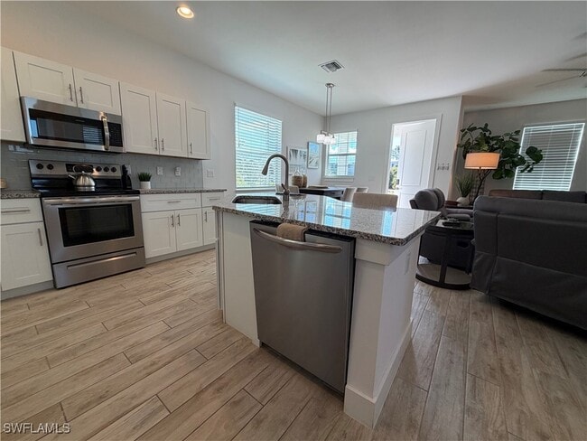 Foto del edificio - 1727 Danford St