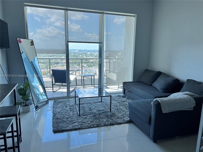 Foto del edificio - 60 SW 13th St