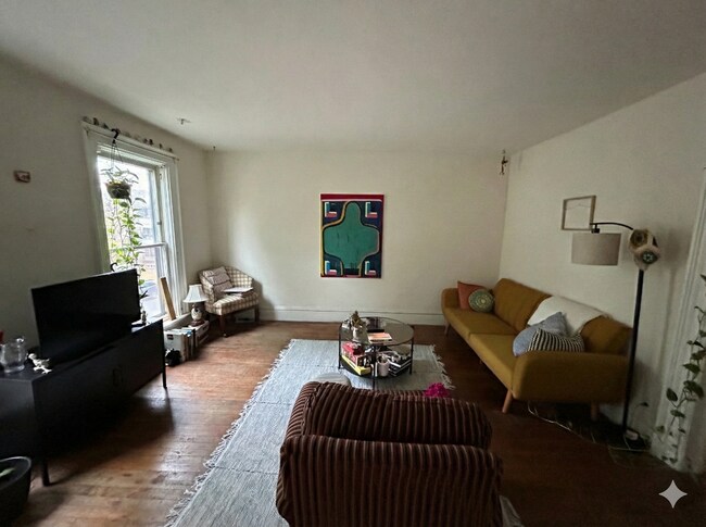 Foto del edificio - 129 E Gorham St