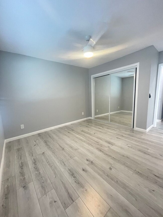 Foto del edificio - Fully Remodeled Modern 1 Bed / 1 Bath Apartment in Quiet Redondo Beach Complex