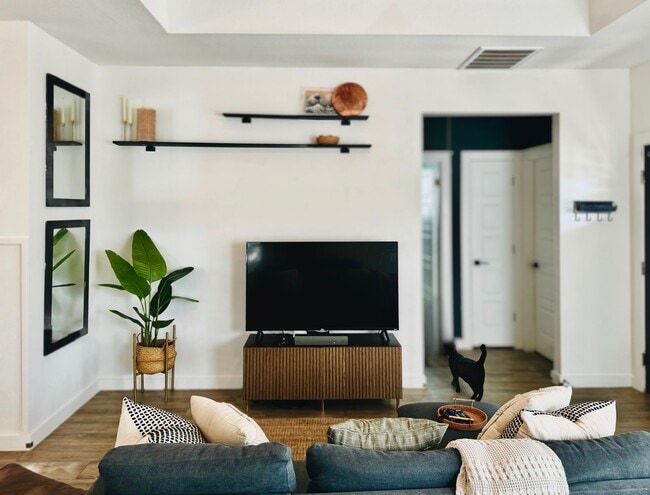 Área de estar - 607 Dawson St