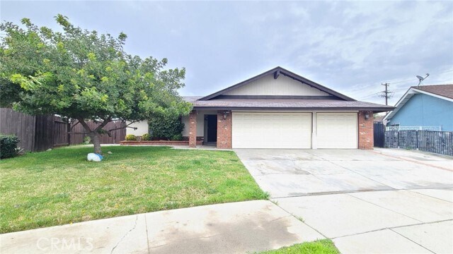 Primary Photo - 24500 Via Del Sol St