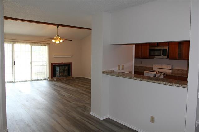 Foto del edificio - 2512 Glenmore Dr