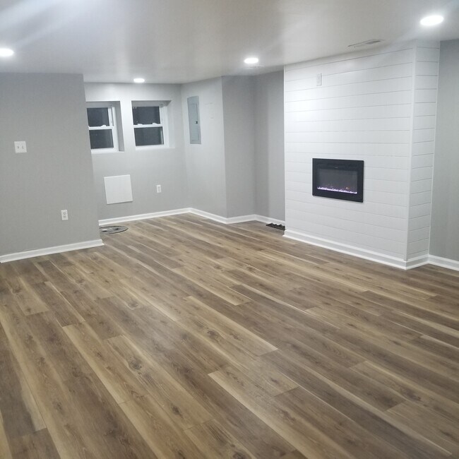 Living room - 59 Seaton Pl NW