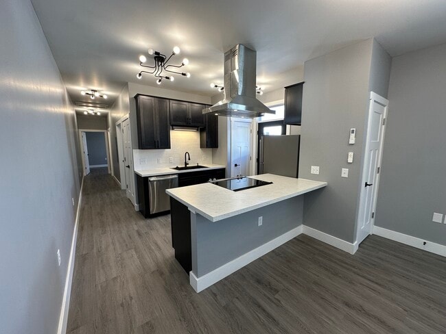 Building Photo - 1102 S Malott St