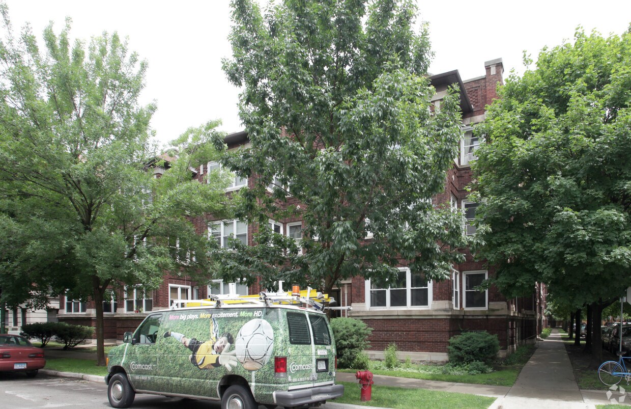 Primary Photo - 5437-5447 S University Ave