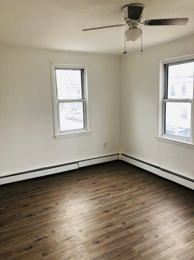 22 Lafayette St, Rochester, NH 03867 Townhome Rentals in Rochester NH