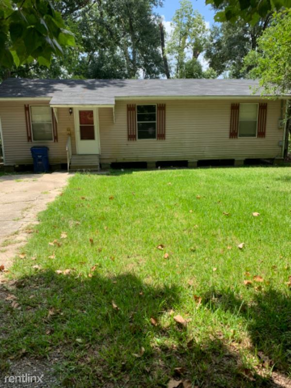 Primary Photo - 3 br, 1 bath House - 405 W Hoover St
