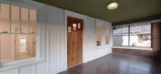 Foto del edificio - 1205 S Grant St