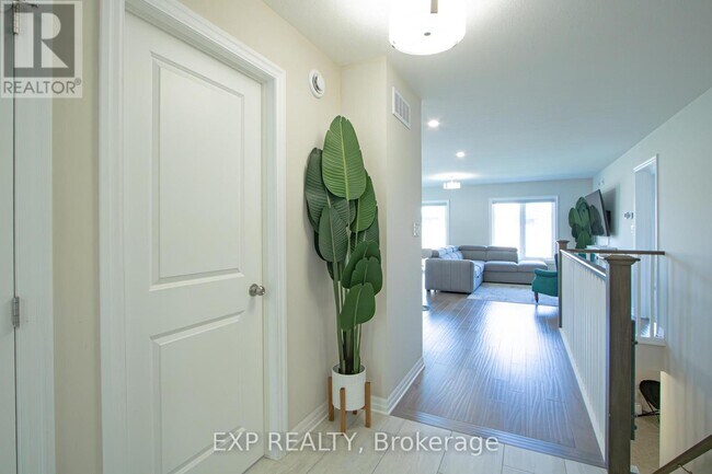 Building Photo - 17 Harlequin Ct