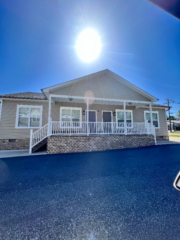 Primary Photo - 1567 14th Ave NE