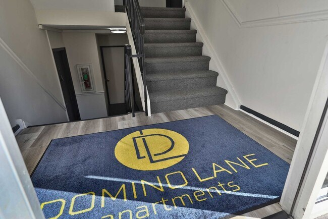 Foto del edificio - Domino Lane Apartments