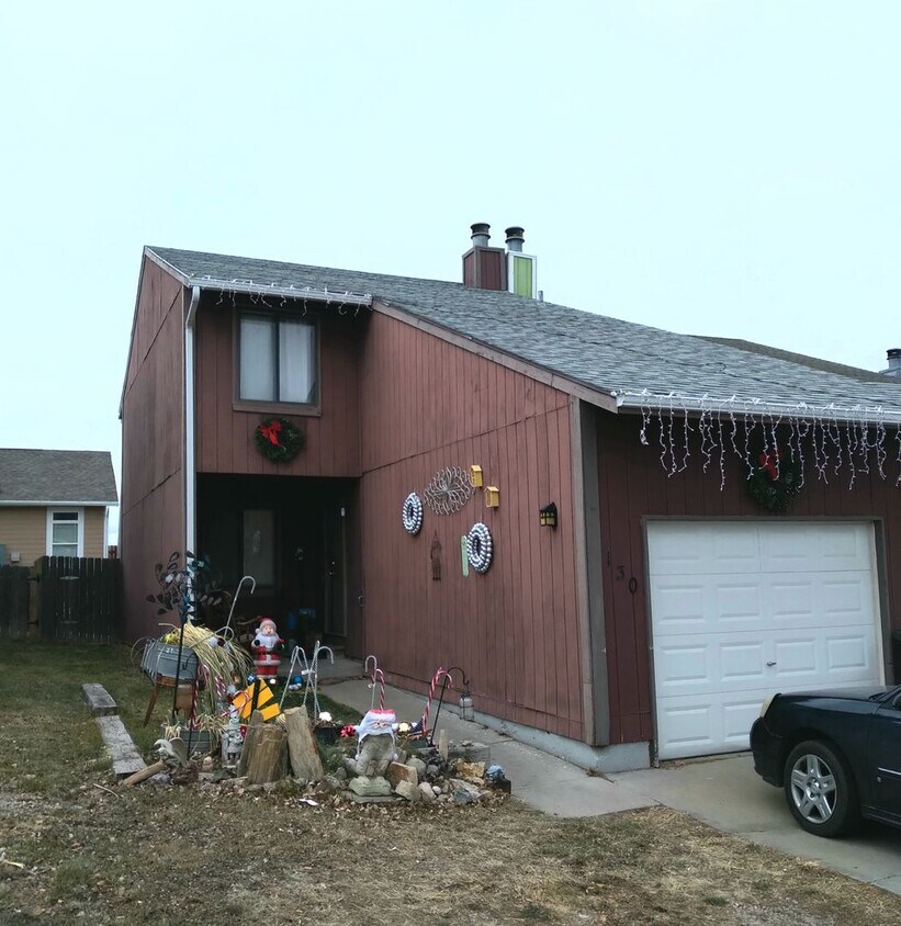 Foto principal - Townhome for Rent