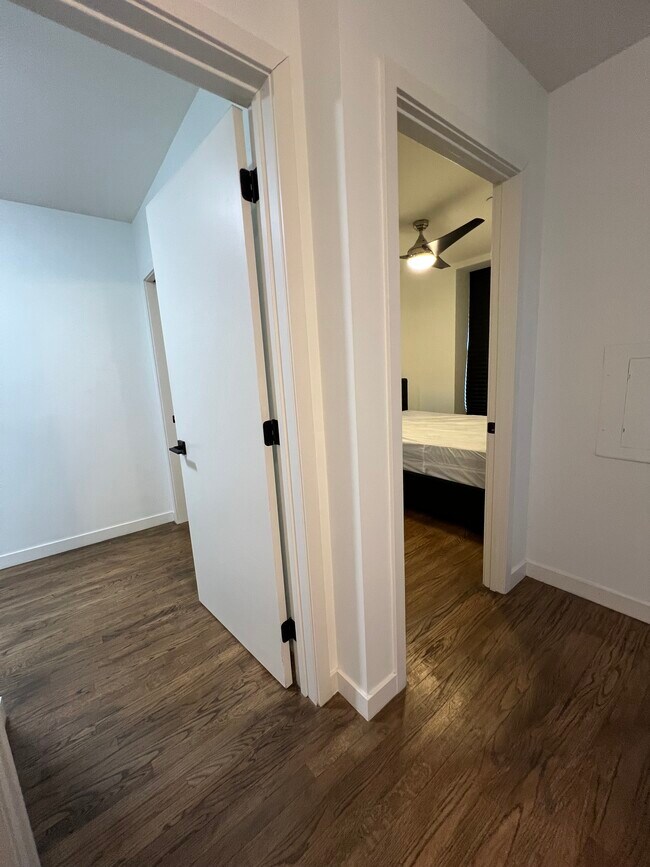 Building Photo - 504 W 135th St